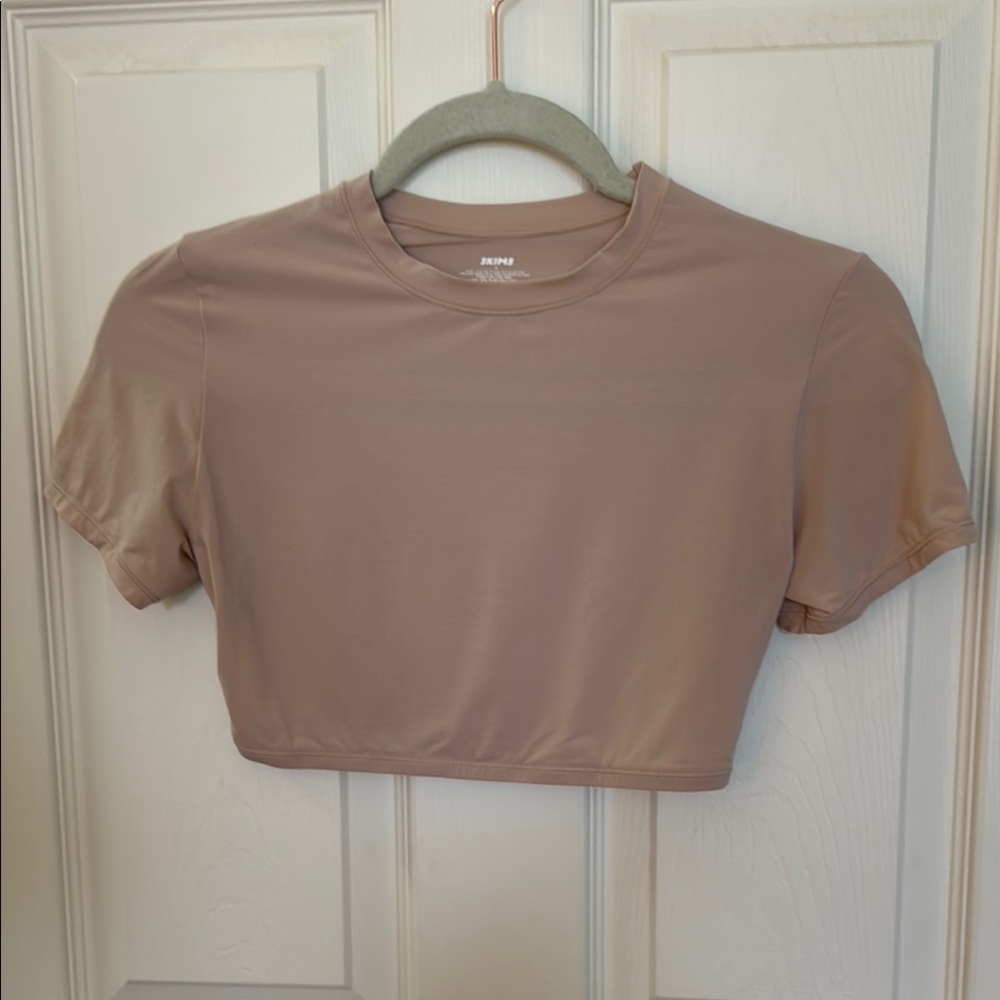 SKIMS Nude Colored Crop Top Size Medium